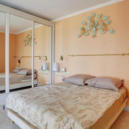 ヴィラ Elegante A Frejus, Piscine