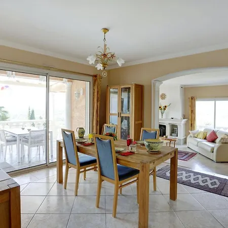 De 3 Avec Vue Sur La Piscine Privee Et Jardin Clos A A 7 Km De La * Fréjus