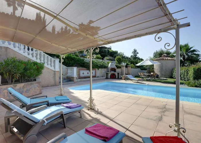 فيلة Elegante A Frejus, Piscine