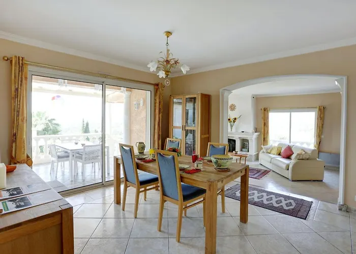 Elegante A Frejus, Piscine * Fréjus